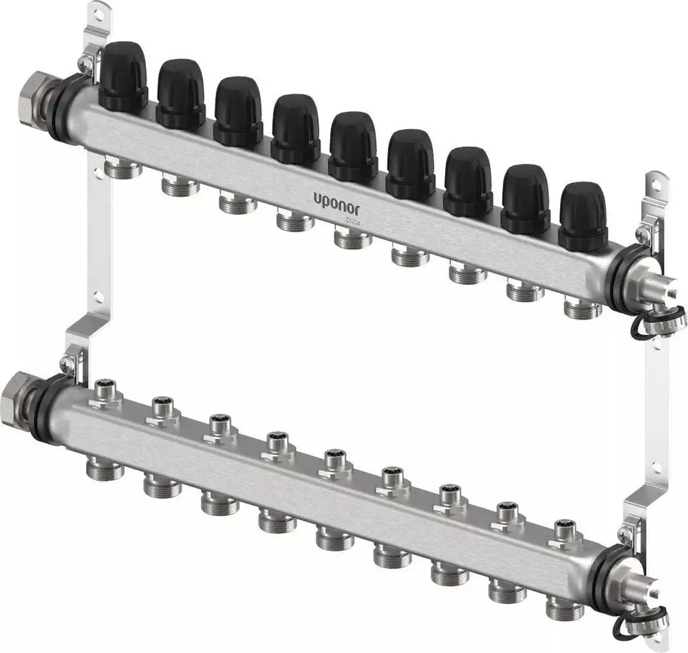 Verteiler von Uponor mit zwei horizontalen Reihen, ausgestattet mit mehreren Anschlüssen und schwarzen Kappen, montiert auf einer Halterung.